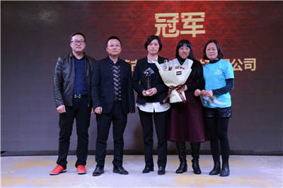 華奇2017風(fēng)雨彩虹路，2018拼他個(gè)春夏秋冬！