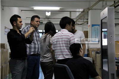 華奇硅膠護(hù)線(xiàn)圈：#有酒有故事#之感謝一路有您！